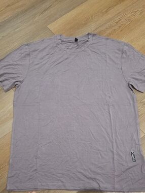 Womens Crewneck Short Sleeve T-Shirt in Light Gray